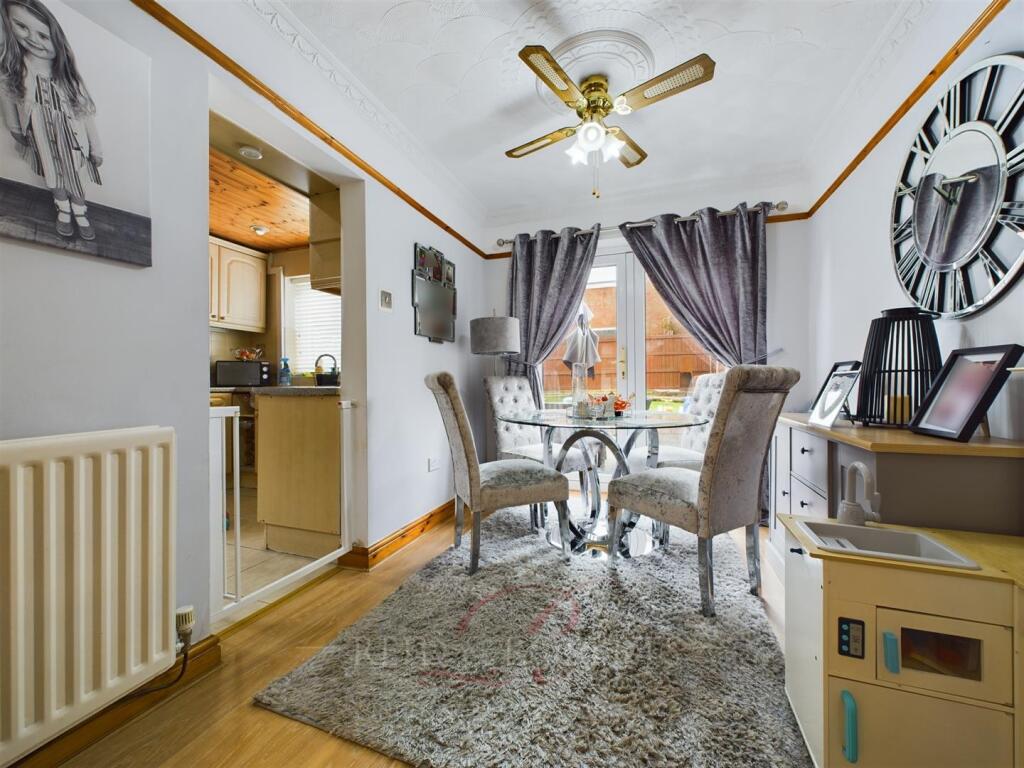 Additional property image - Rhoslan, Pen Y Maes, Holywell