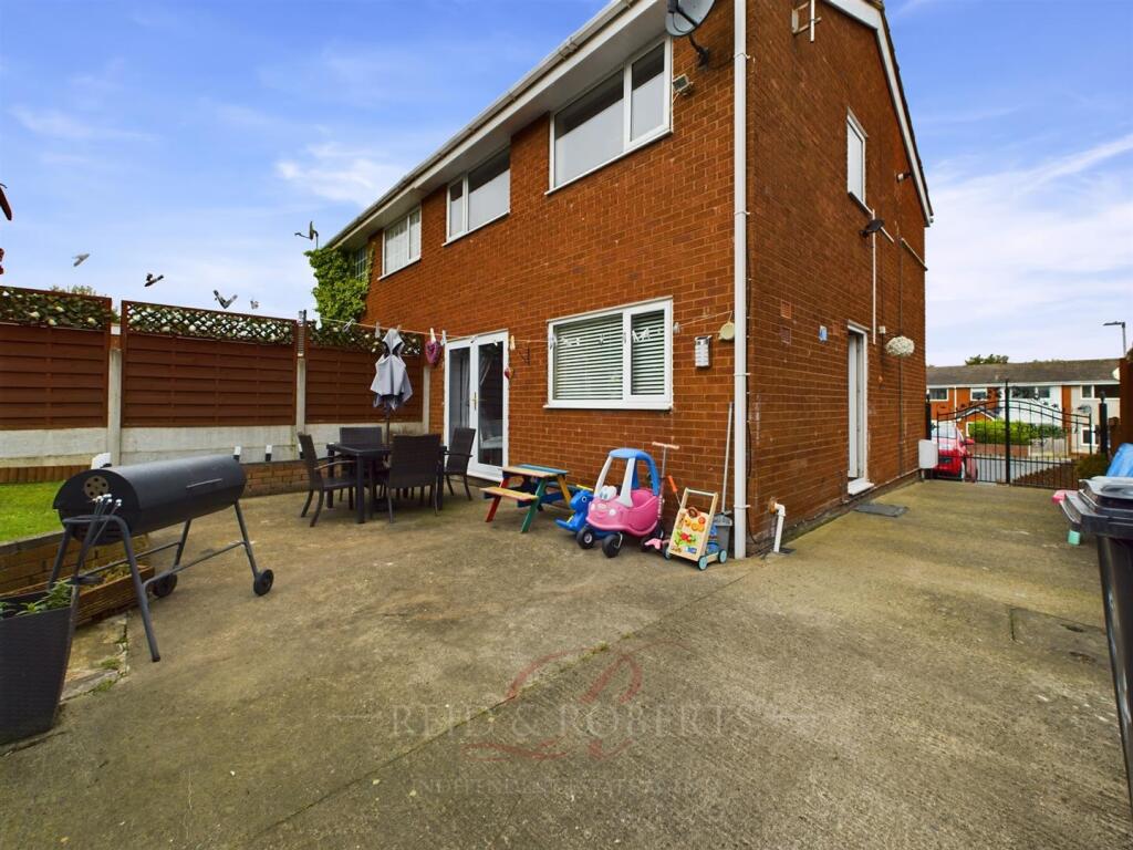 Additional property image - Rhoslan, Pen Y Maes, Holywell