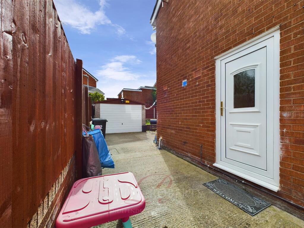 Additional property image - Rhoslan, Pen Y Maes, Holywell
