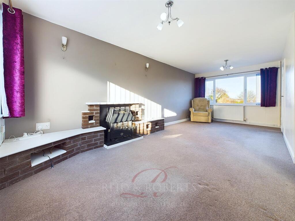 Additional property image - Woodland Drive, Greenfield, Holywell