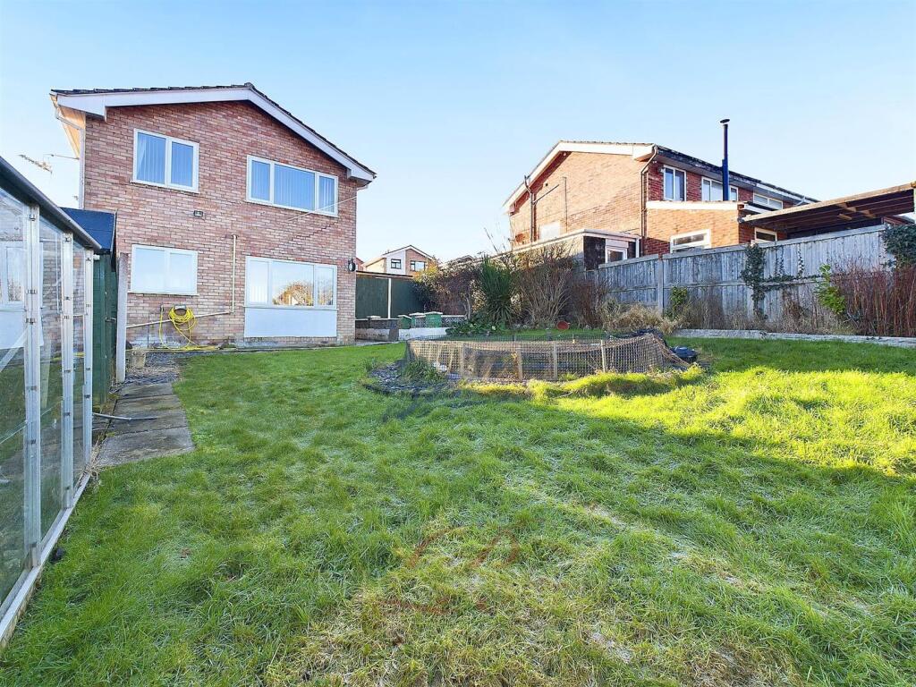 Additional property image - Woodland Drive, Greenfield, Holywell