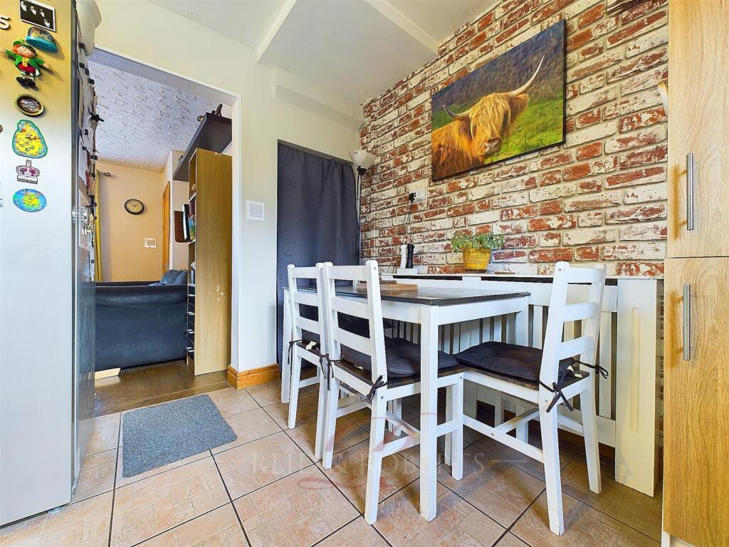 Additional property image - Bala Avenue, Greenfield, Holywell