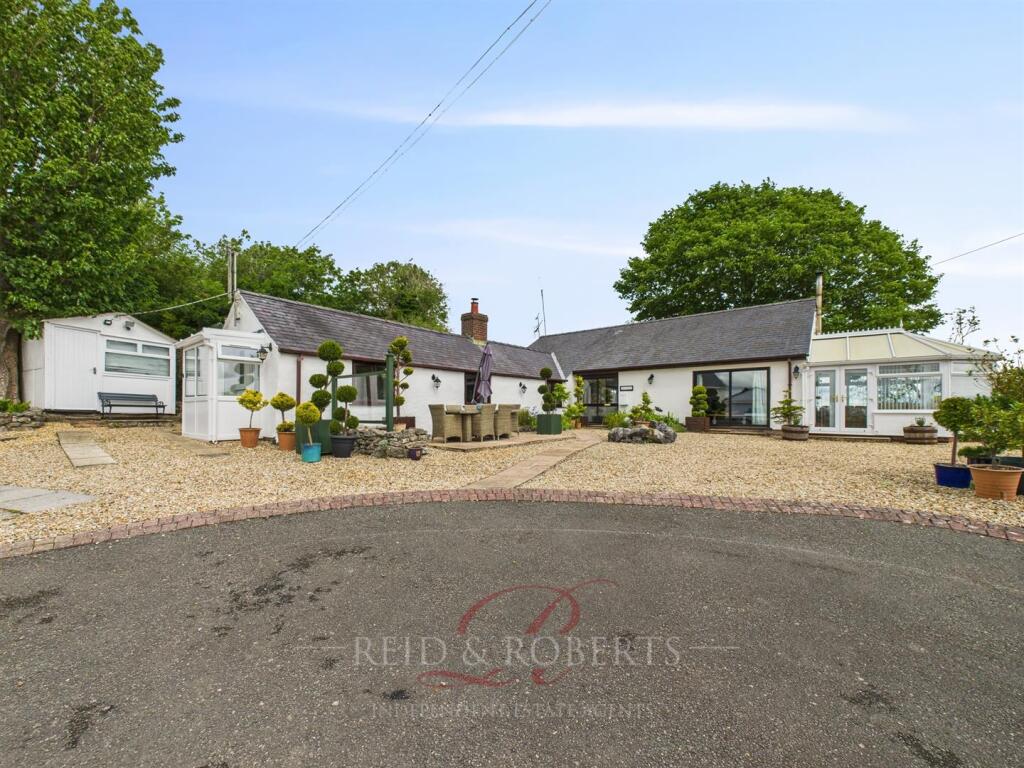 Main image of property: Ffordd Groes, Brynford, Holywell