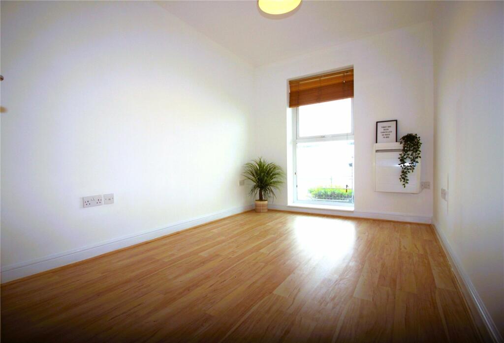 Additional property image - Portland Place, Greenhithe, Kent, DA9