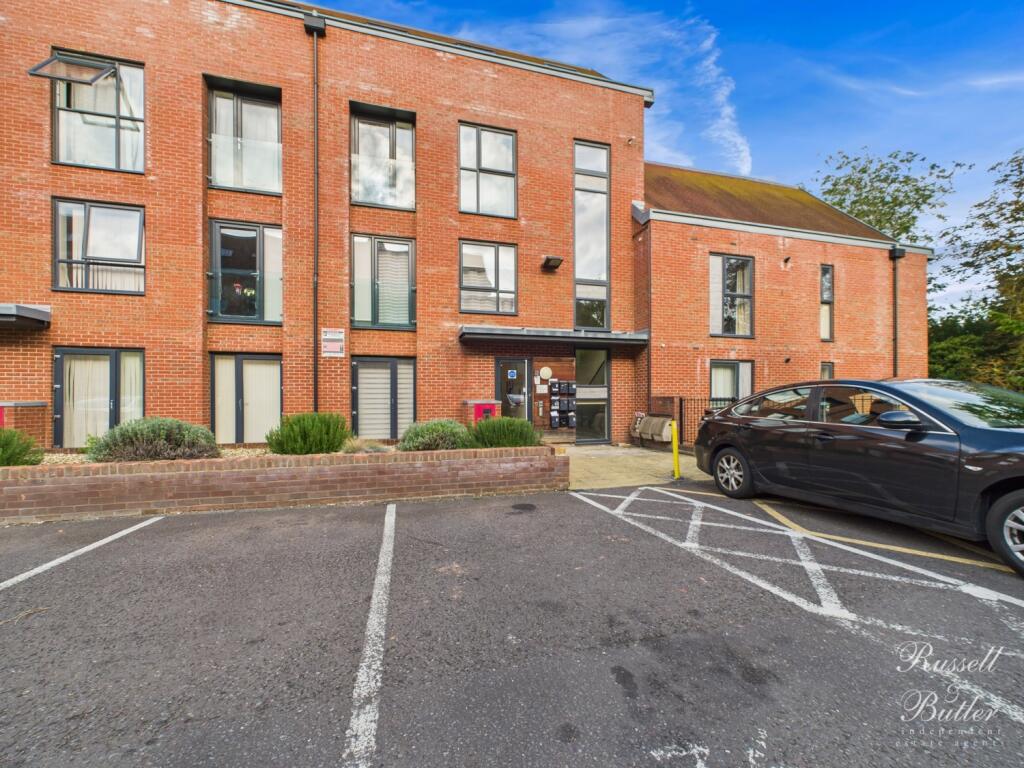 Main image of property: 68 Candleford Court, Buckingham