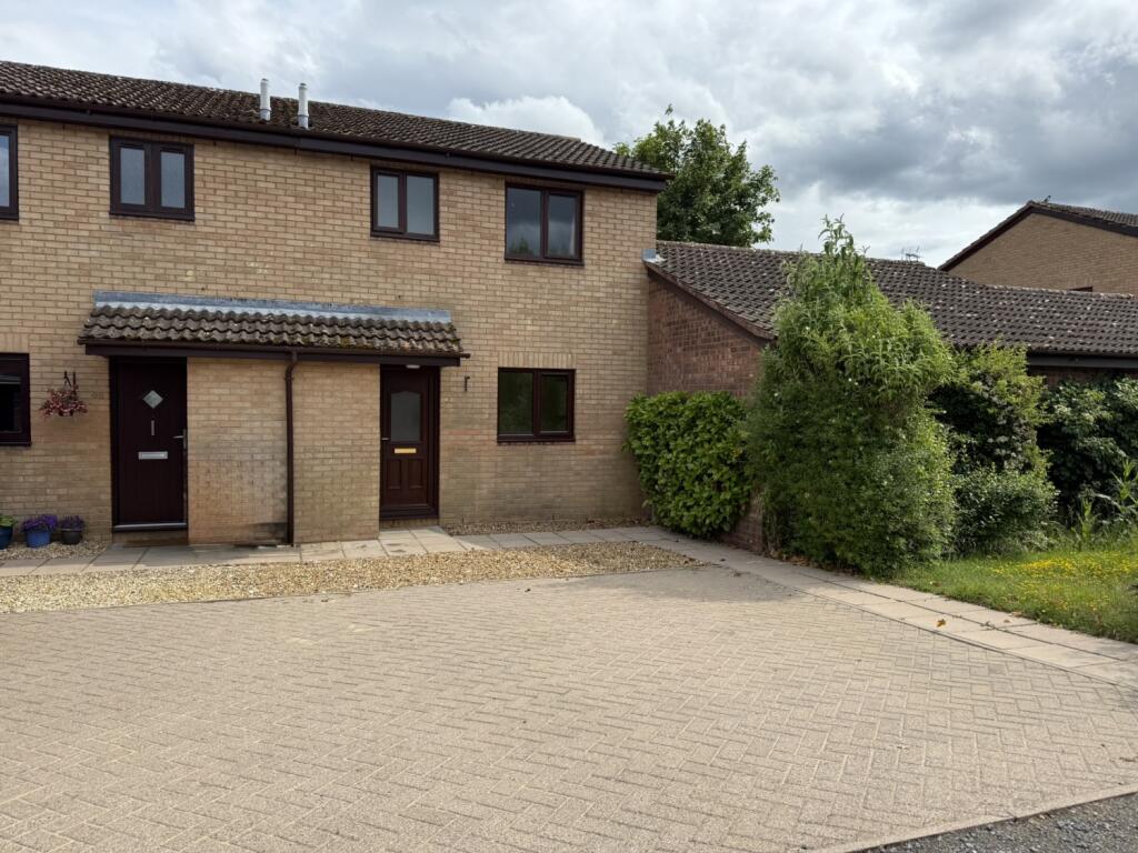Main image of property: Glebe Close, Maids Moreton, MK18