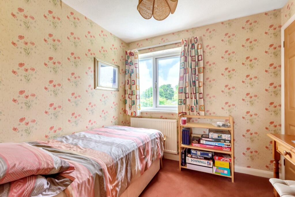 4 bedroom detached house for sale in Silver Street, Malmesbury
