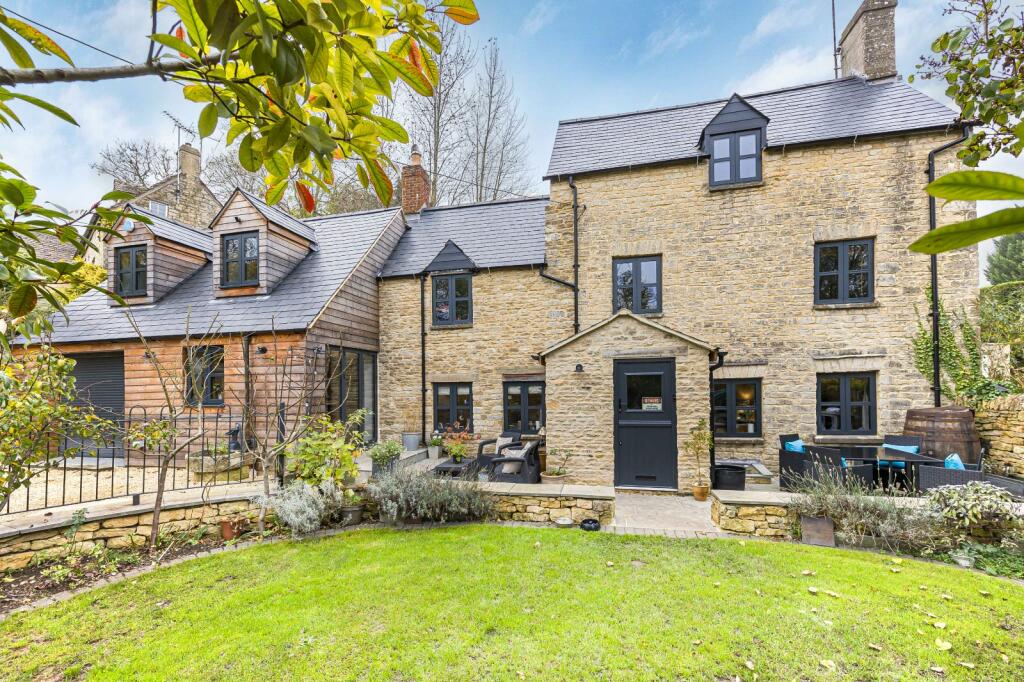 Main image of property: Gloucester Road, Stratton, Cirencester, Gloucestershire, GL7