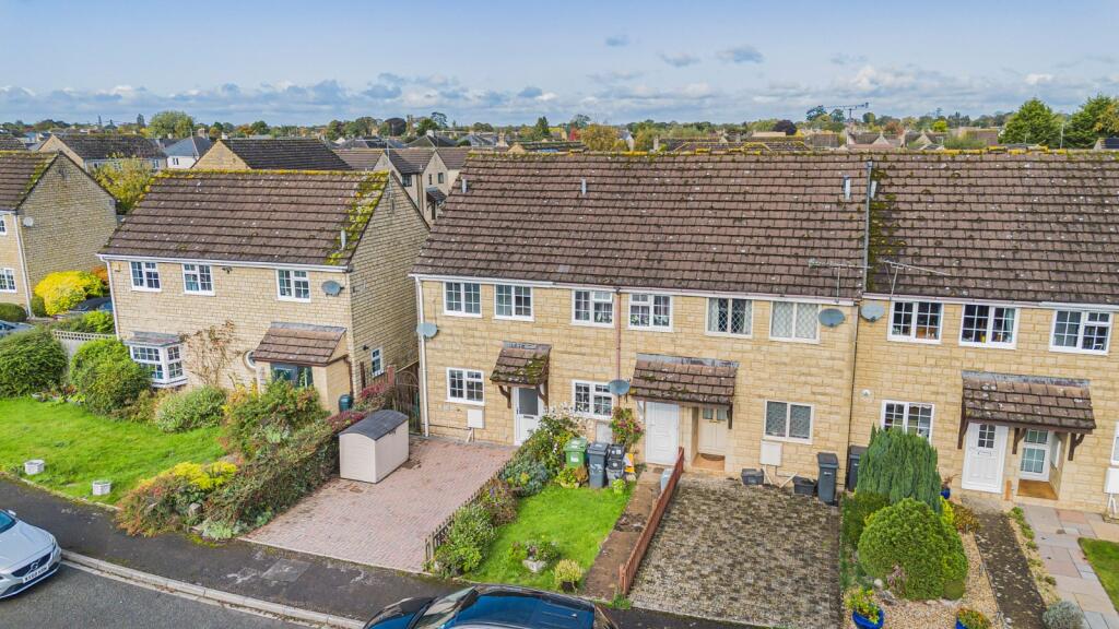Main image of property: Oak Way, South Cerney, Cirencester, Gloucestershire, GL7