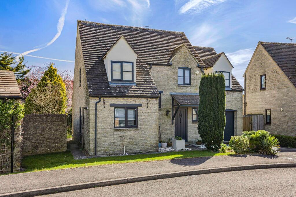 Main image of property: Morestall Drive, Cirencester, Gloucestershire, GL7
