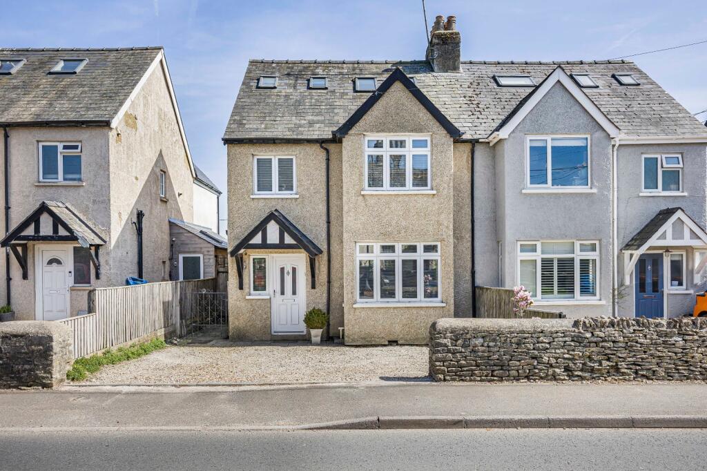 Main image of property: Cheltenham Road, Cirencester, Gloucestershire, GL7