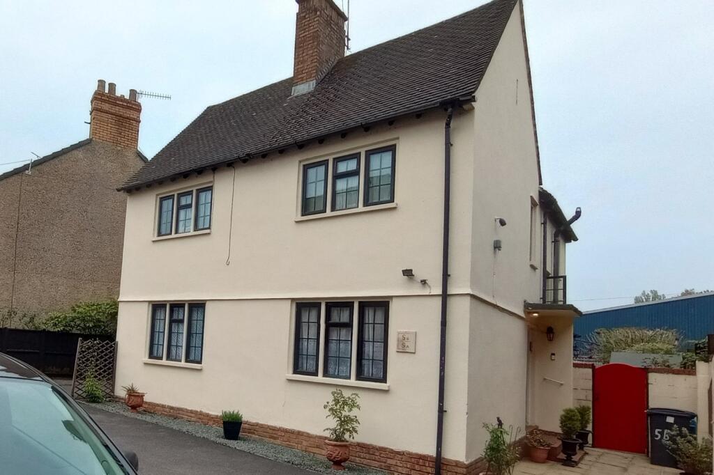 Main image of property: Meadow Road, Cirencester, Gloucestershire, GL7