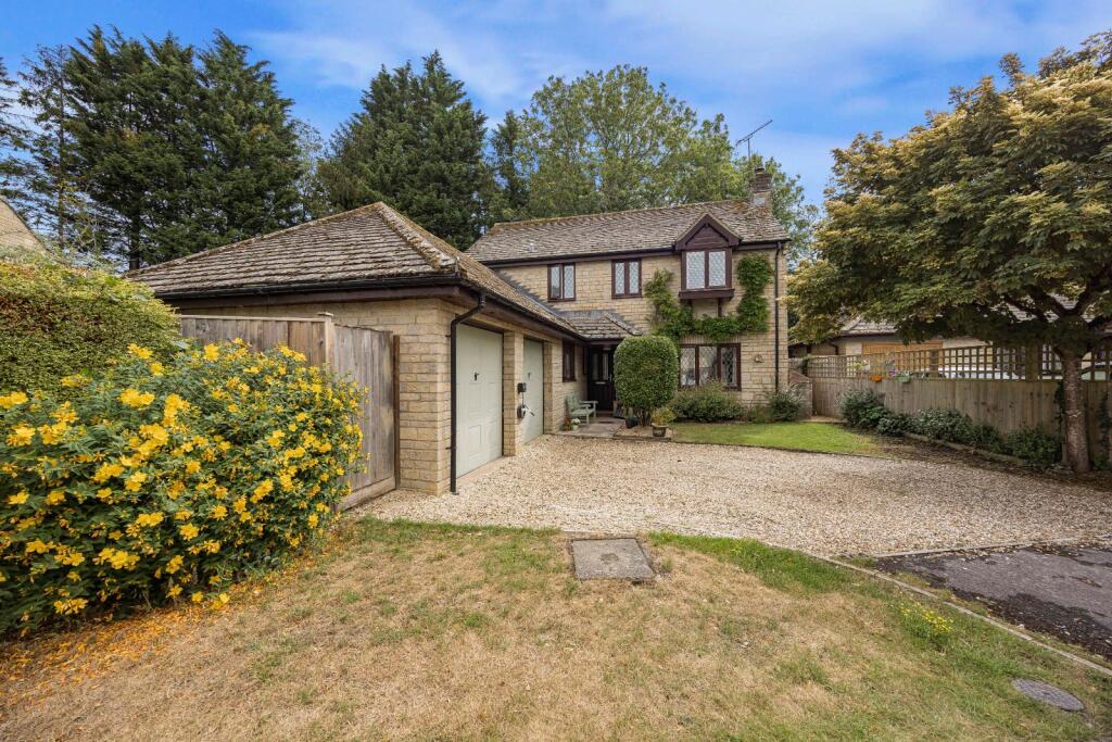 Main image of property: Lakeside, South Cerney, Cirencester, Gloucestershire, GL7