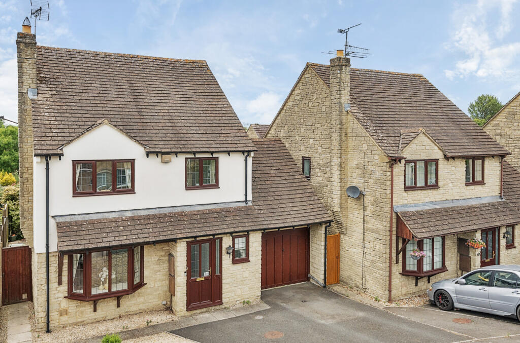 Main image of property: Queen Elizabeth Road, Cirencester, Gloucestershire, GL7