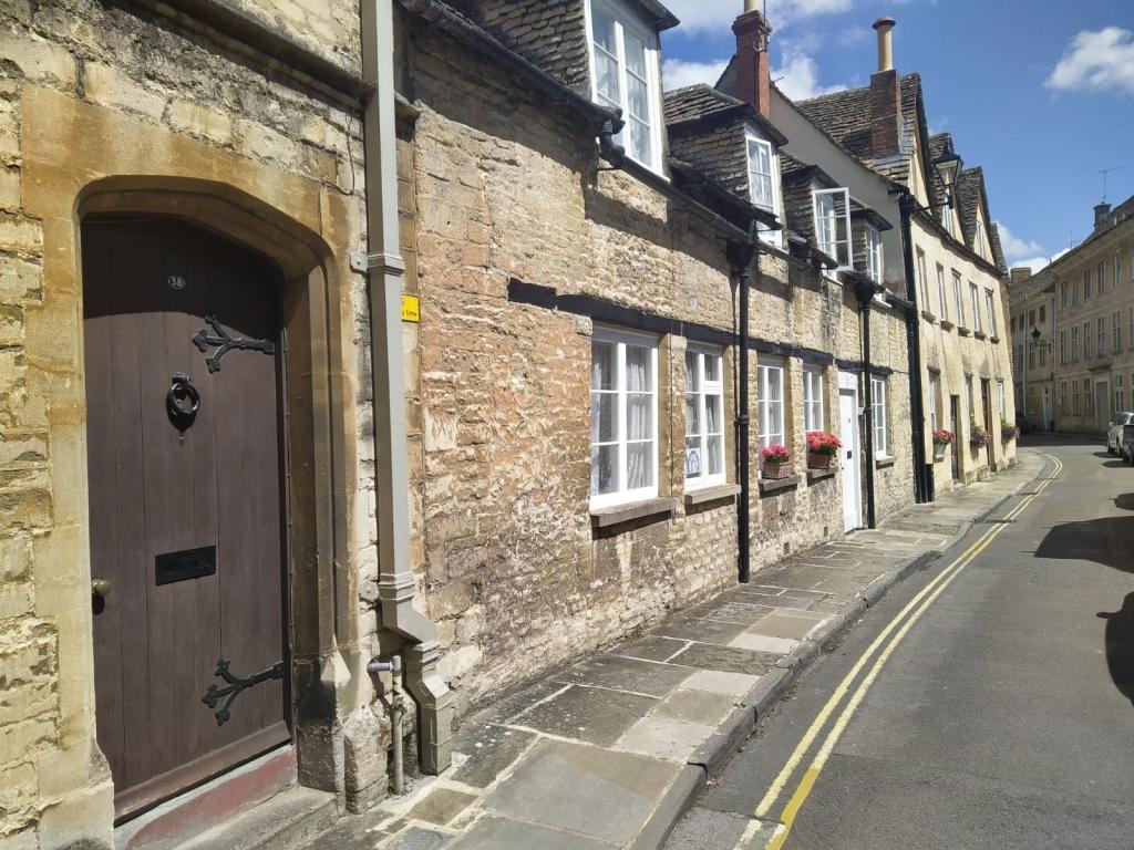 4 bedroom house for sale in Coxwell Street, Cirencester, GL7