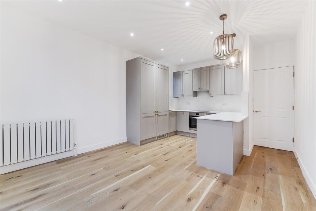 Main image of property: Tynemouth Road, Tooting Junction, CR4