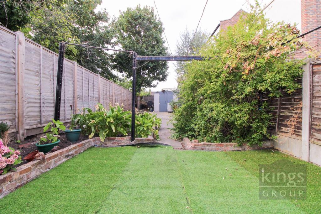 3 bedroom house for sale in Manor Road., Tottenham, N17