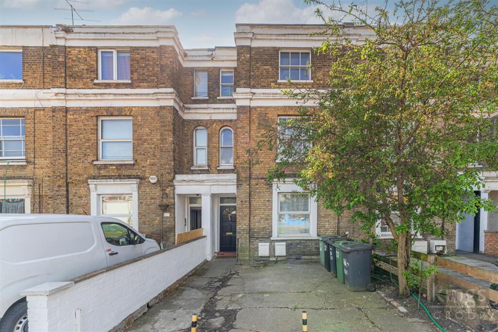Main image of property: Philip Lane, London