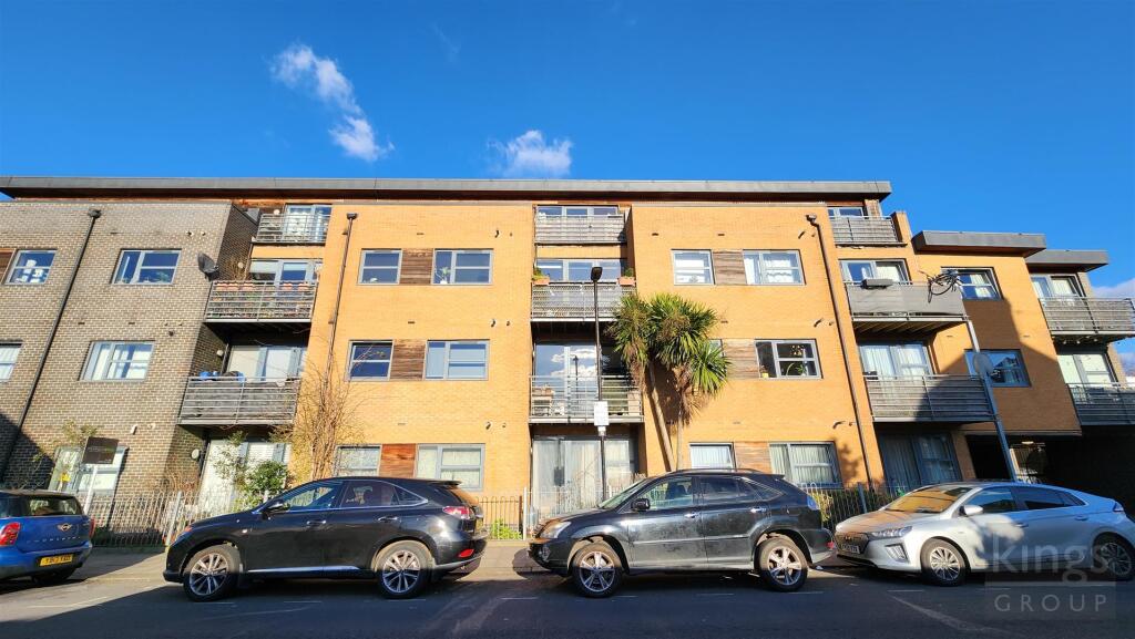 Main image of property: Grovelands Road, London