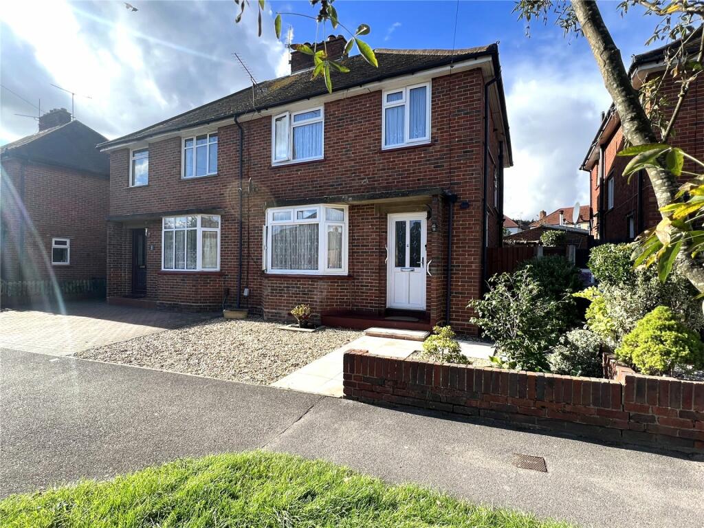 3 bedroom semidetached house for sale in Friend Avenue, Aldershot