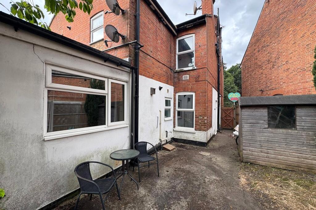 Main image of property: High Street, Aldershot, Hampshire, GU12