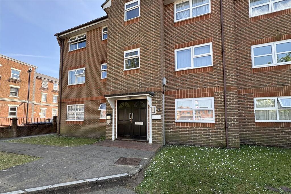 Main image of property: Elms Road, Aldershot, Hampshire, GU11