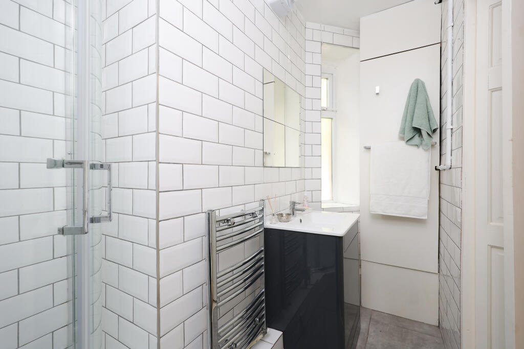 Additional property image - Elmdale Road, Bristol