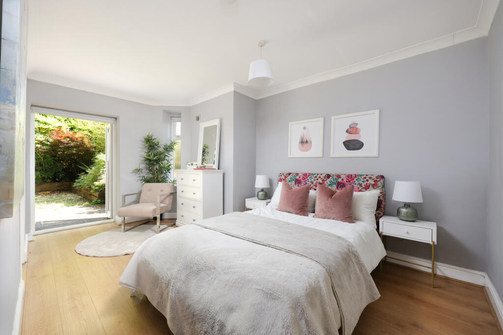 Additional property image - Elmdale Road, Bristol