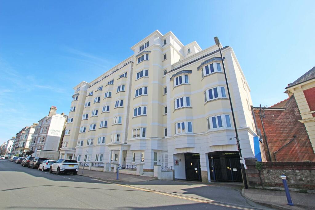 3 bedroom flat for sale in The Mansions, 23 Compton Street, BN21 4AP, BN21