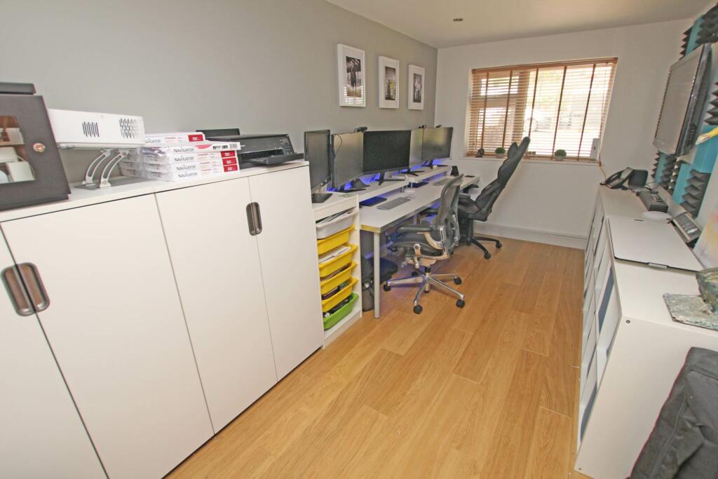 Additional property image - Peppercombe Road, Eastbourne, BN20 8JH