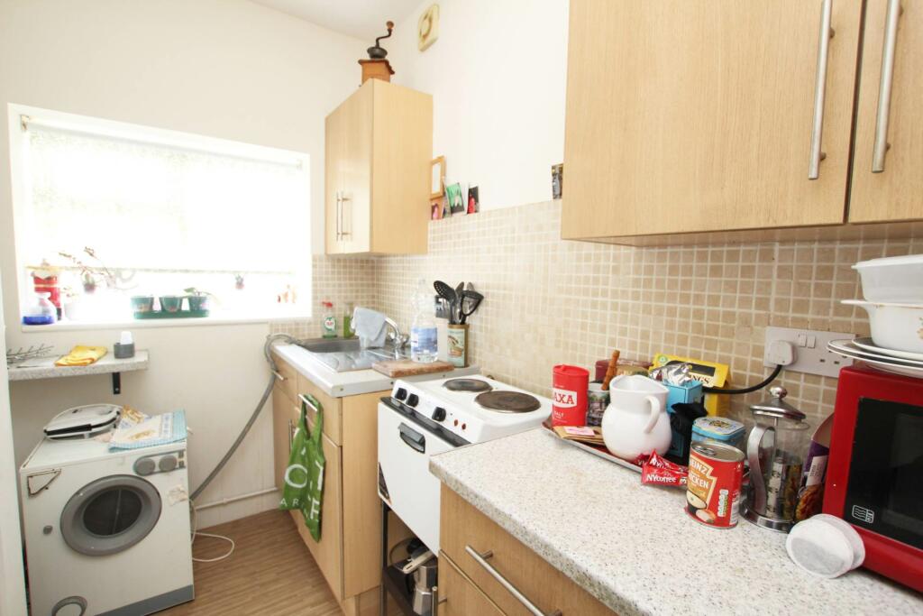 Additional property image - Darley Road, Eastbourne, BN20 7PE