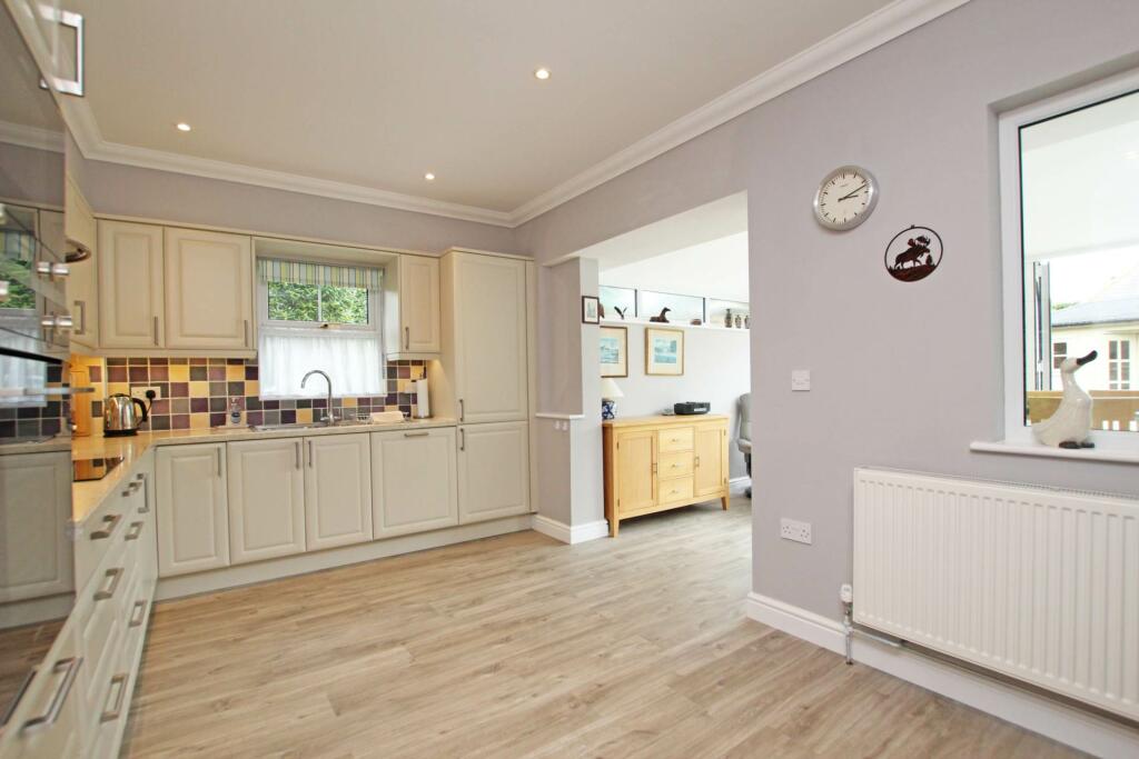 Additional property image - Wellington Close, Eastbourne, BN23 5AR