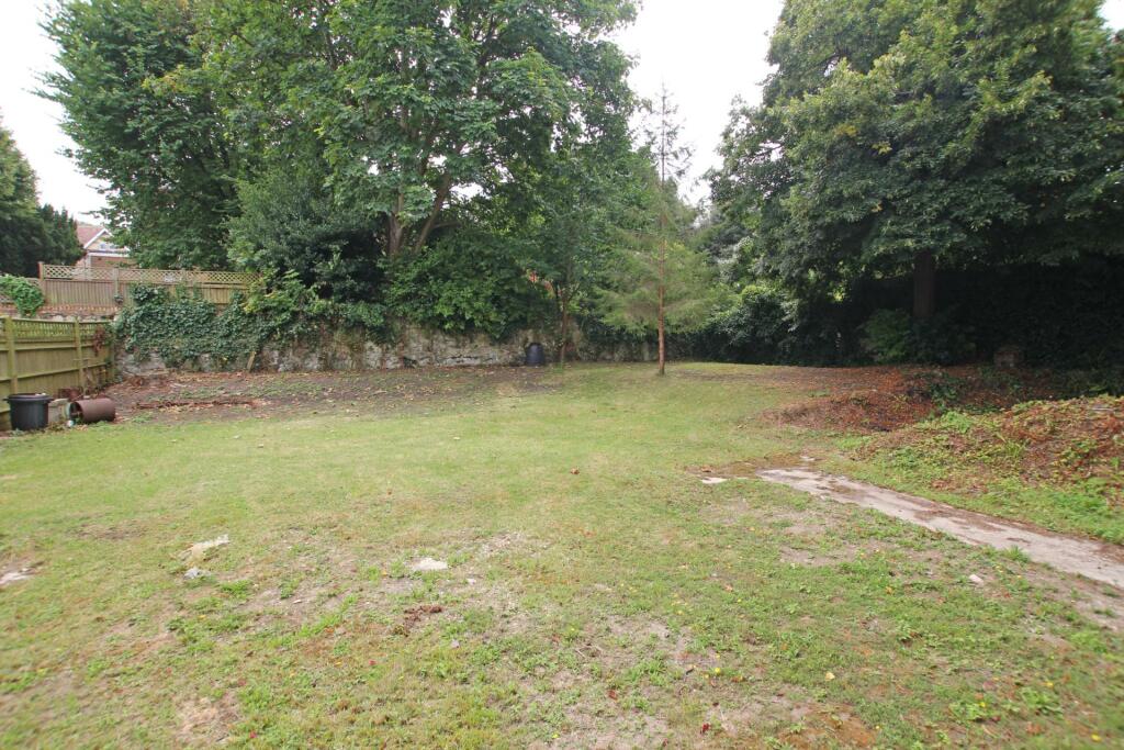 Additional property image - Grassington Road, Eastbourne, BN20 7BJ