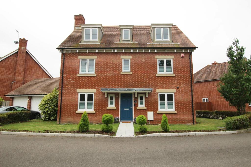 Additional property image - Buckingham Gardens, Polegate, BN26 6FT