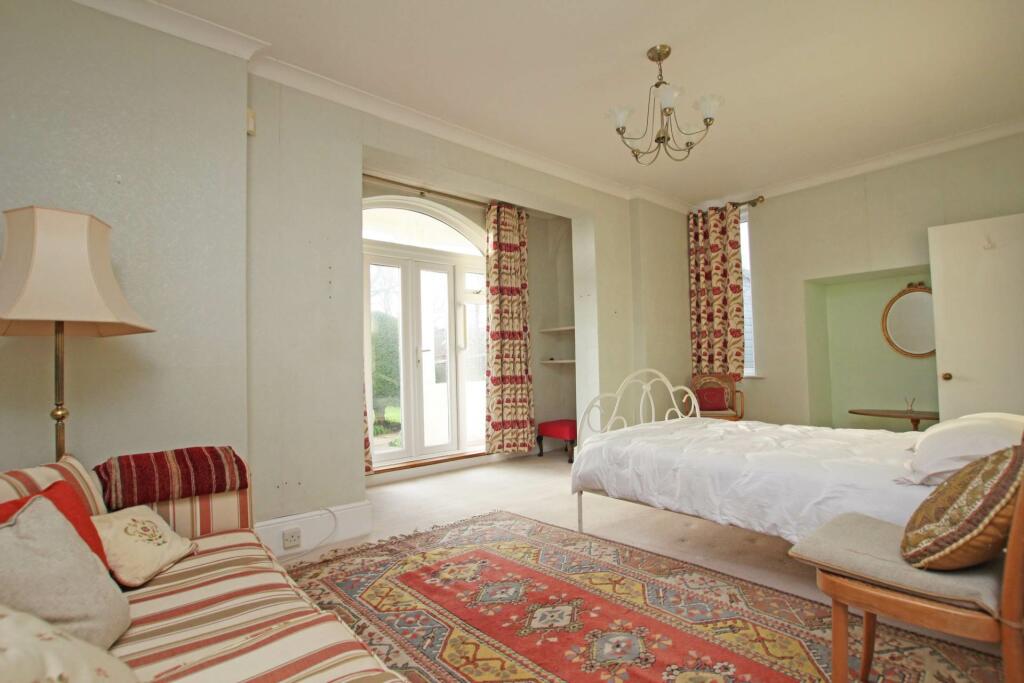 Additional property image - Staveley Road, Eastbourne, BN20 7LH