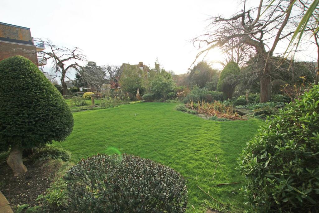 Additional property image - Staveley Road, Eastbourne, BN20 7LH