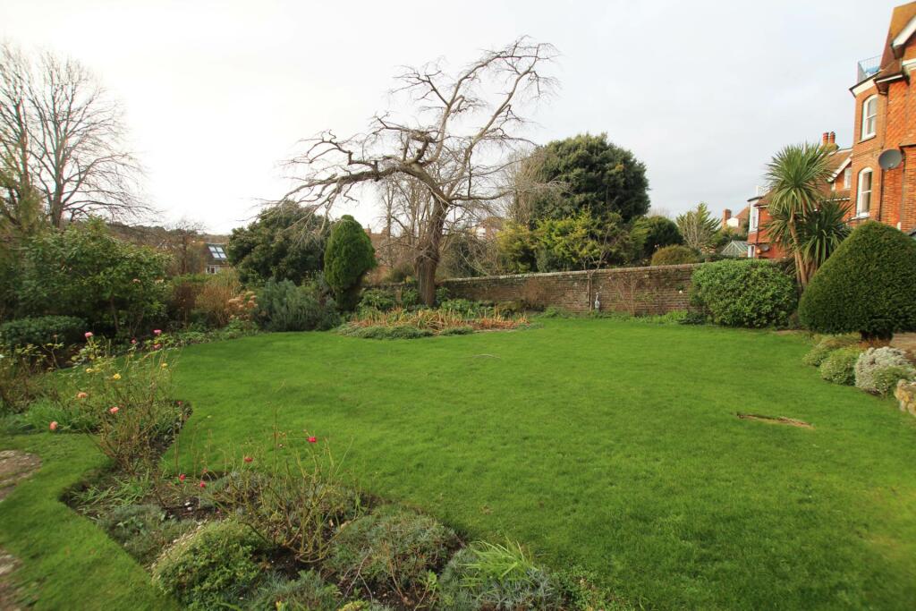 Additional property image - Staveley Road, Eastbourne, BN20 7LH