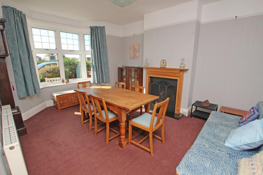 Additional property image - Royal Parade, Eastbourne, BN22 7JY