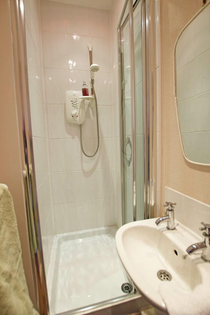 Additional property image - Royal Parade, Eastbourne, BN22 7JY
