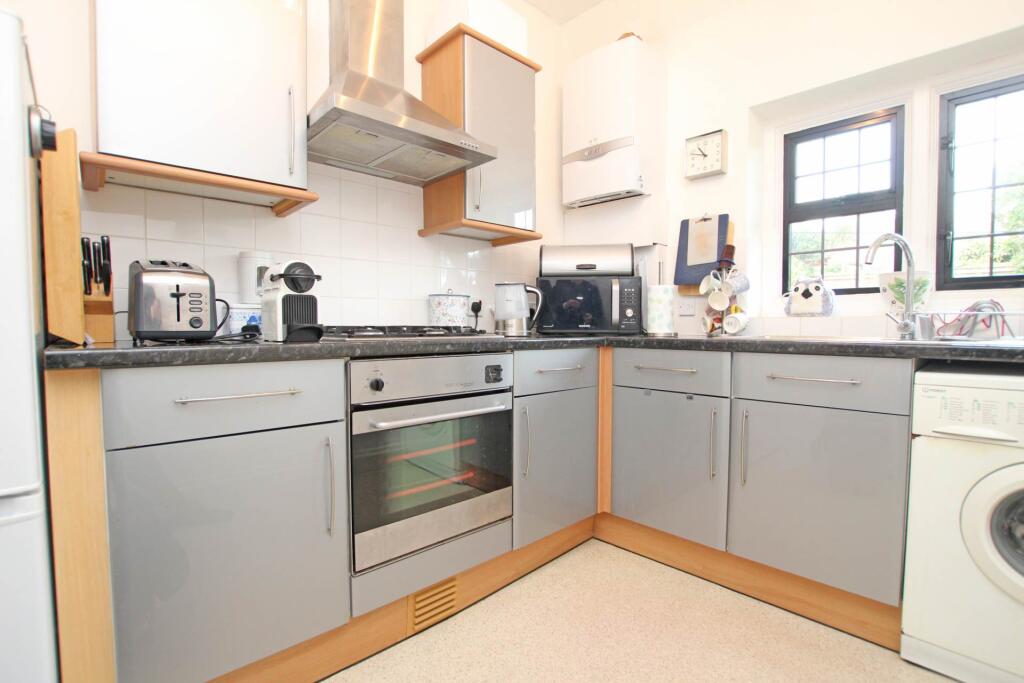 Additional property image - Darley Road, Eastbourne, BN20 7UH