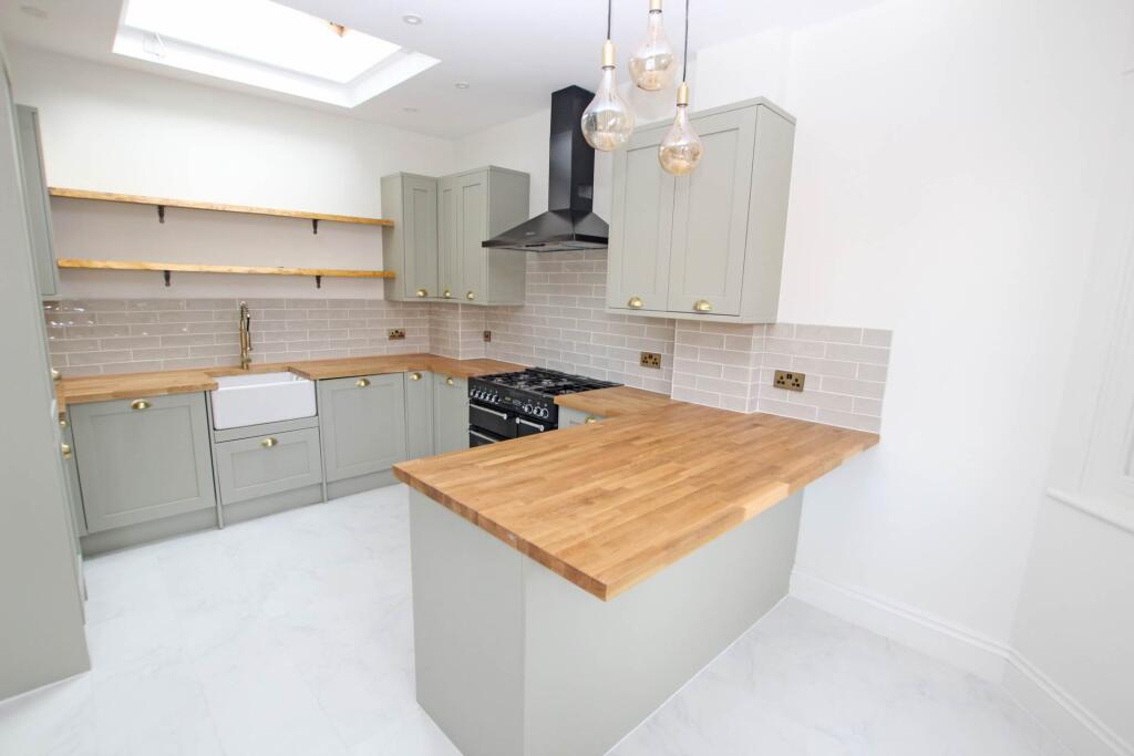 Additional property image - Spencer Road, Eastbourne, BN21 4PD