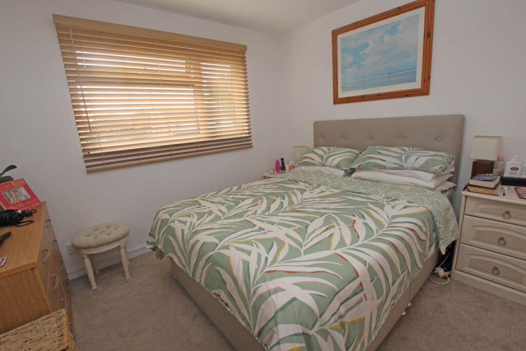 Additional property image - Bridgemere Road, Eastbourne, BN22 8TY