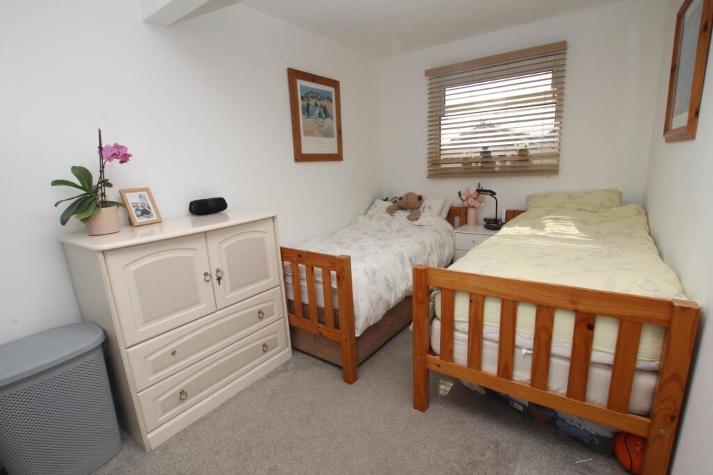 Additional property image - Bridgemere Road, Eastbourne, BN22 8TY