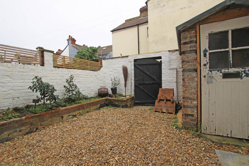 Additional property image - Neville Road, Eastbourne, BN22 8HR