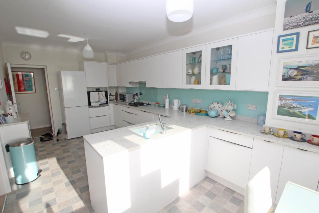 Additional property image - St Johns Road, Eastbourne, BN20 7HU