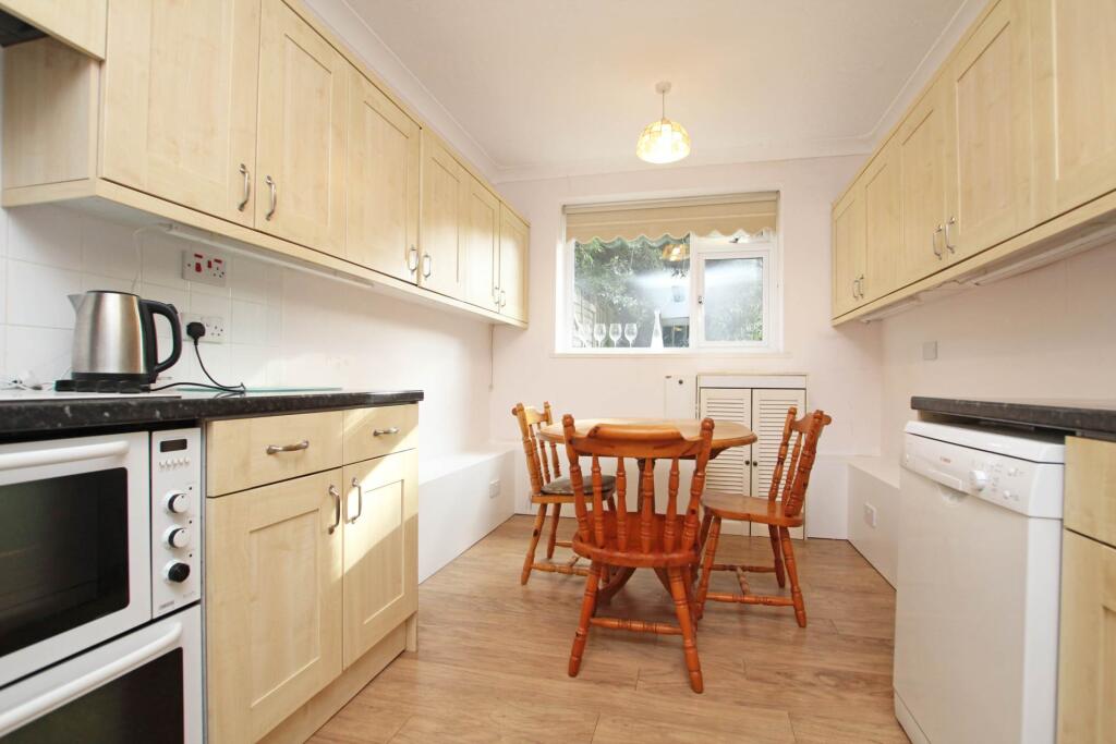Additional property image - Grange Gardens, Eastbourne, BN20 7DA