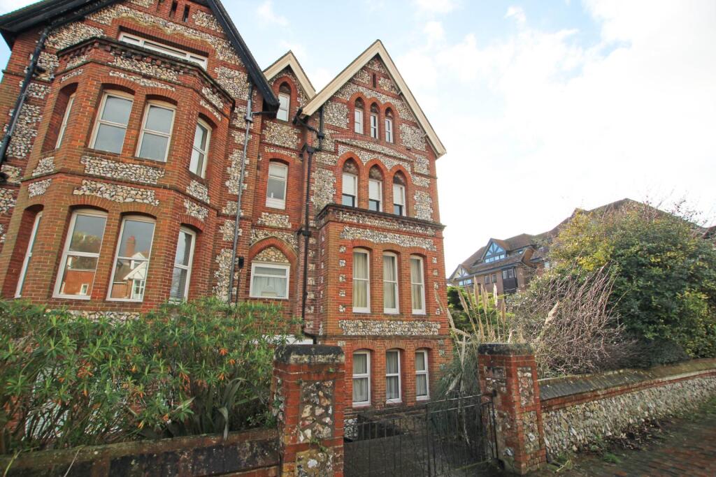 Additional property image - Grange Gardens, Eastbourne, BN20 7DA