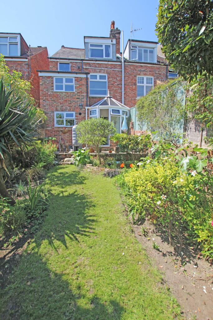 Additional property image - Hurst Road, Eastbourne, BN21 2PW