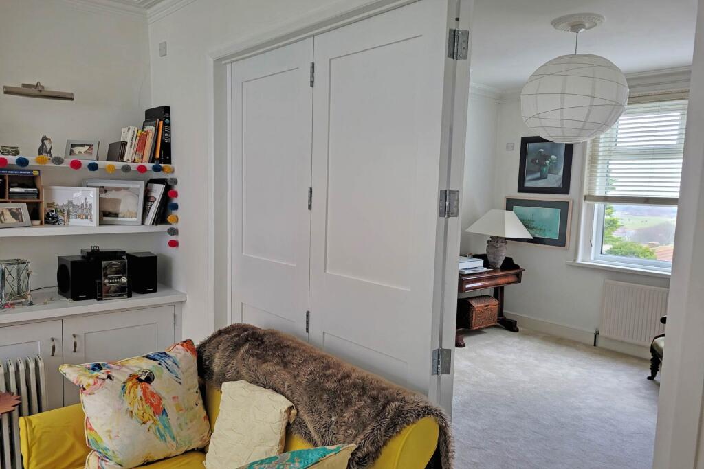 Additional property image - Hurst Road, Eastbourne, BN21 2PW
