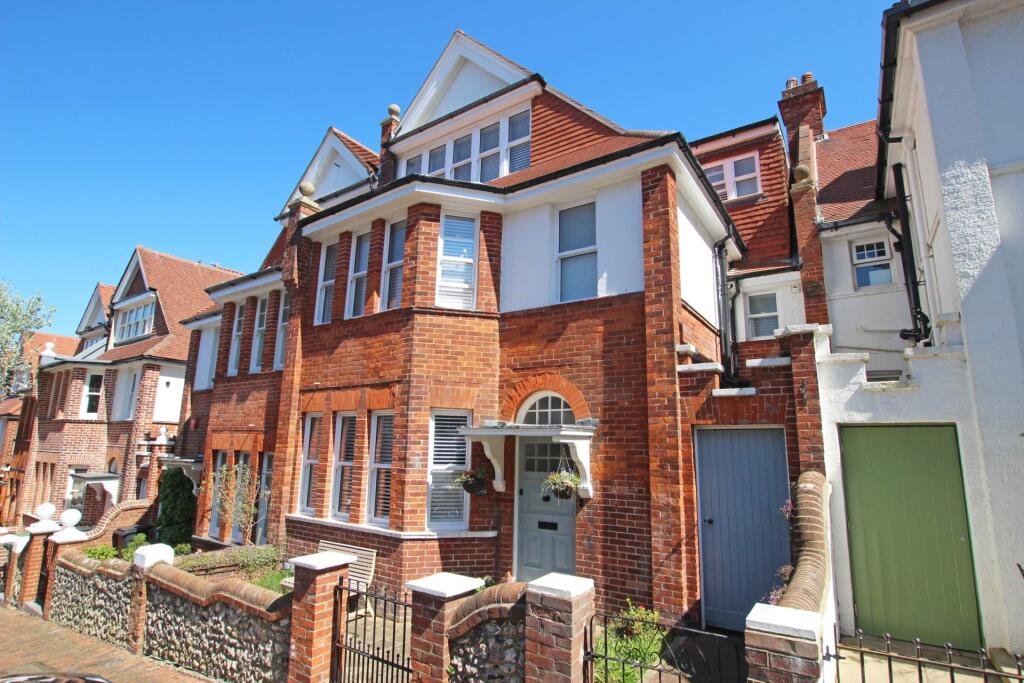 Main image of property: South Cliff Avenue, Eastbourne, BN20 7AH